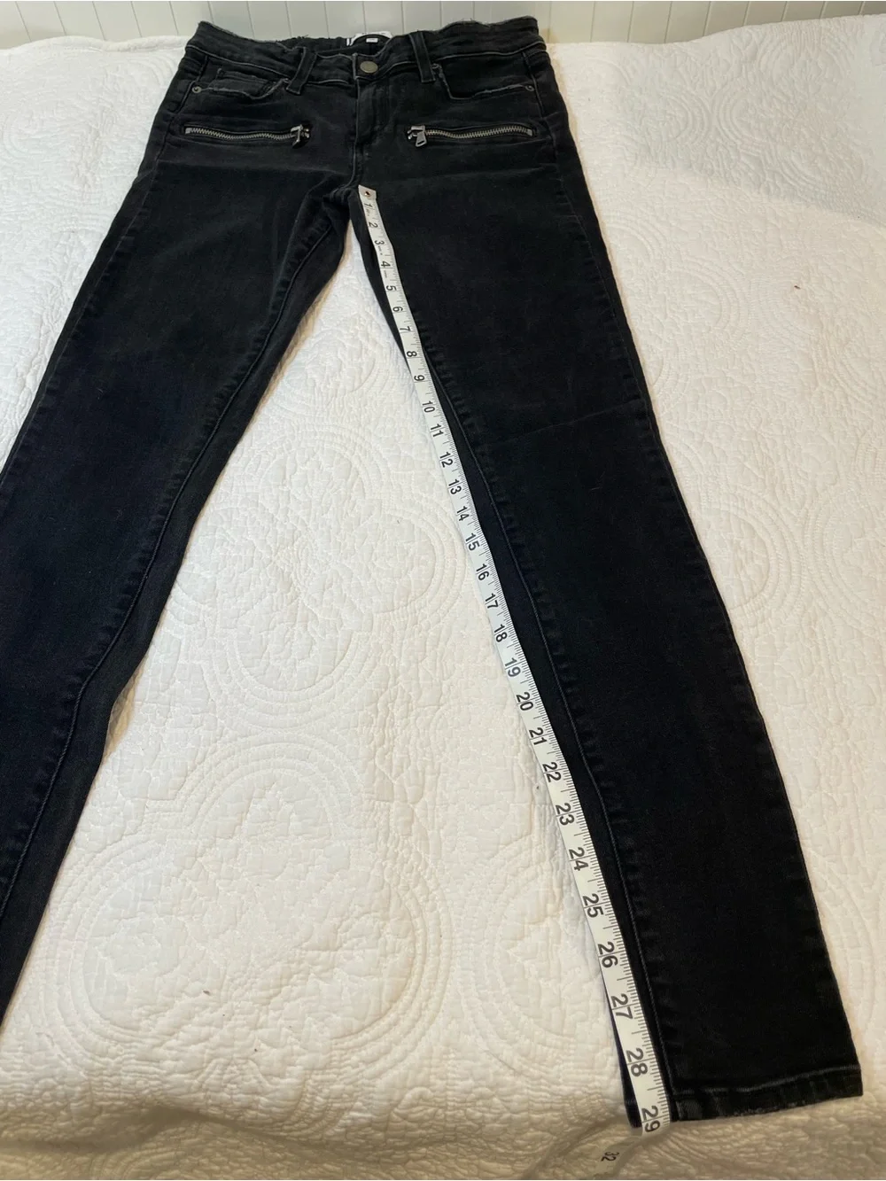 💥3/$50 PAIGE Black Skinny Jeans with Stretch Fit and Moto Zipper Pockets | Sz 28